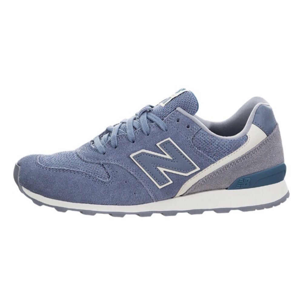 New Balance 696 Sneakers